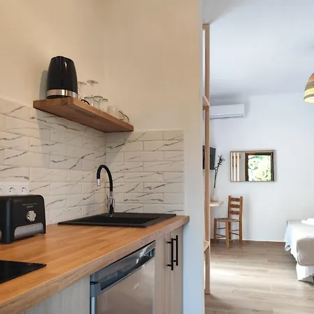 Kaia Agnondas Agnontas